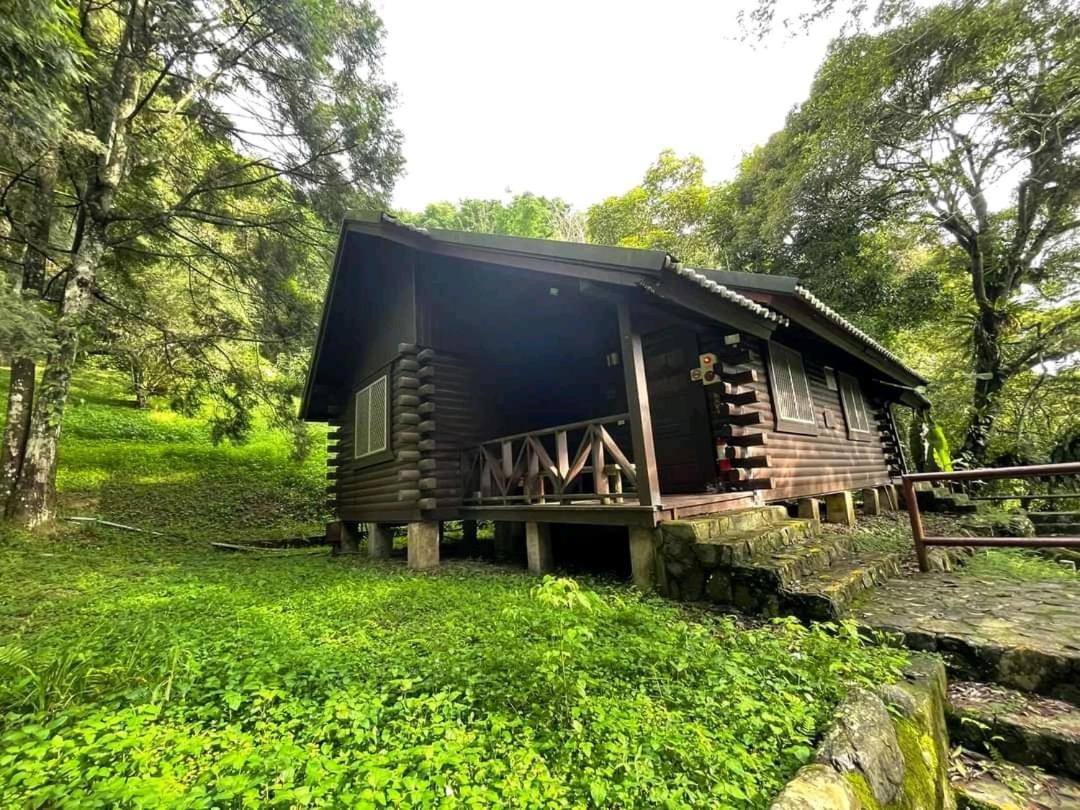 Sun Moon Lake Youth Hostel Yuchi Exteriér fotografie